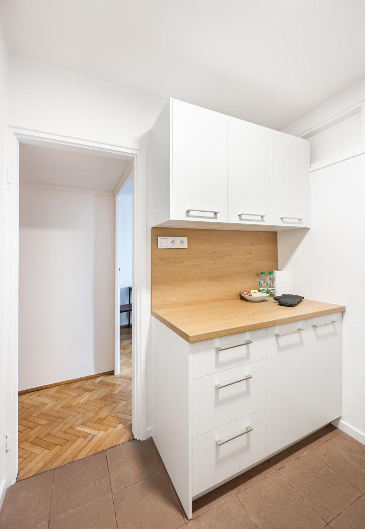 National Stadium Tiffany Apartment Warschau